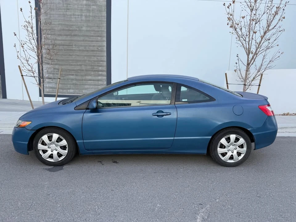 2007 Honda Civic 8th Gen - Image 2 of 11