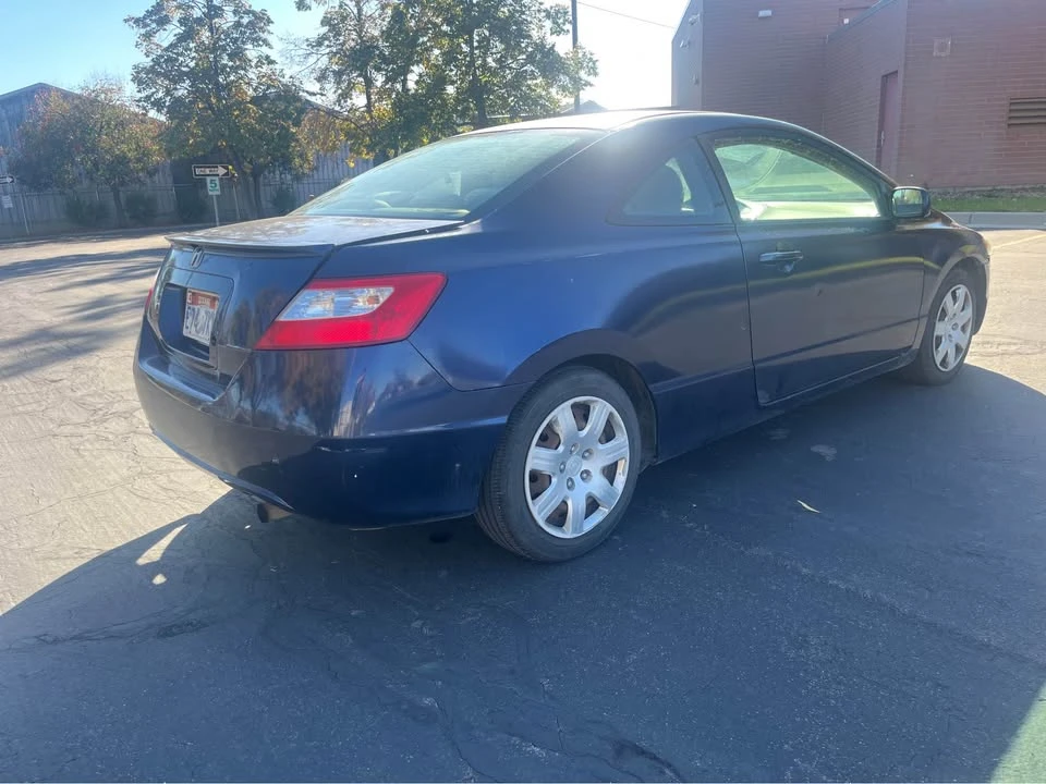 2007 Honda Civic 8th Gen - Image 10 of 13