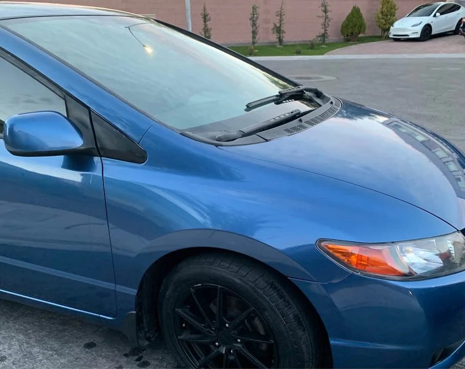 2007 Honda Civic 8th Gen - Image 2 of 20