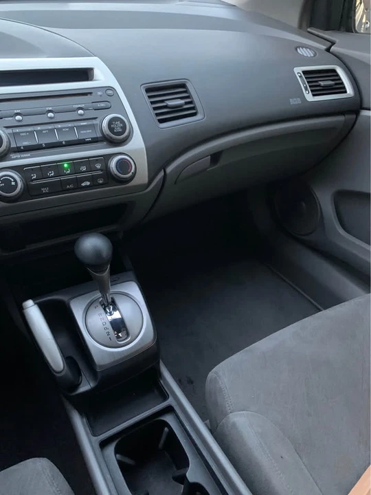 2007 Honda Civic 8th Gen - Image 15 of 20