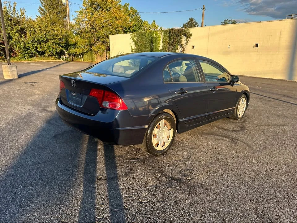 2007 Honda Civic 8th Gen - Image 3 of 12