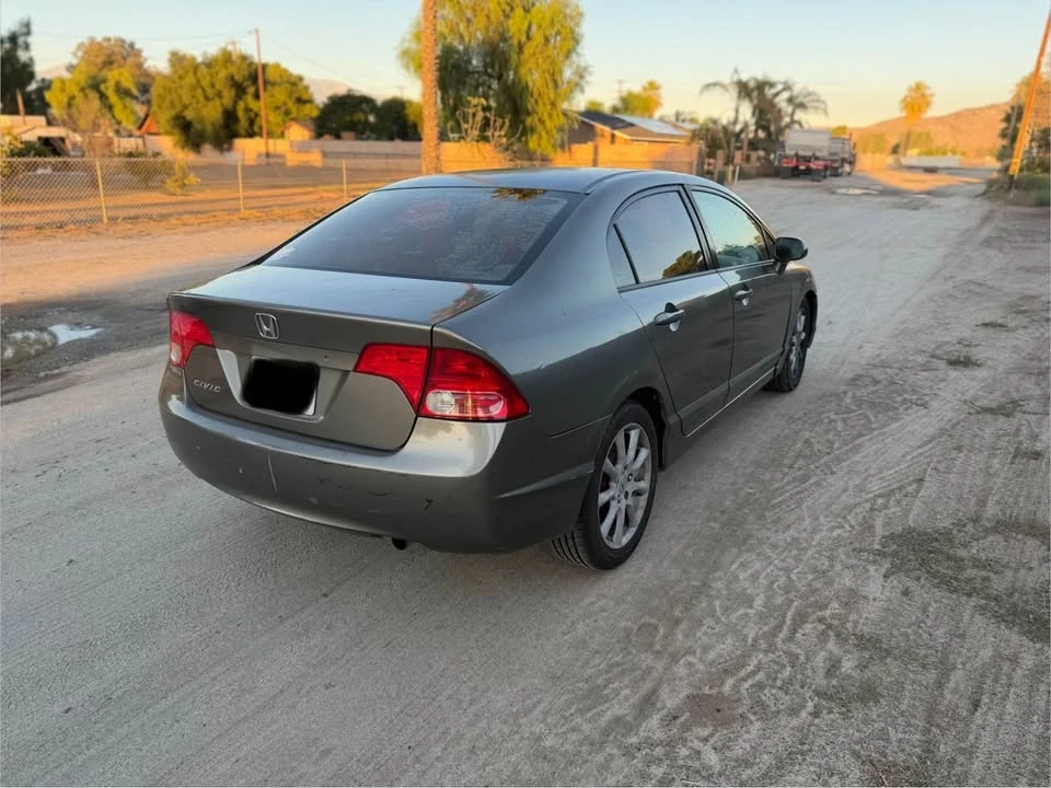 2007 Honda Civic 8th Gen - Image 5 of 8