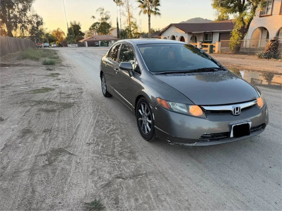2007 Honda Civic 8th Gen - Image 6 of 8