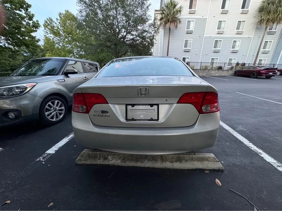 2007 Honda Civic 8th Gen - Image 2 of 13