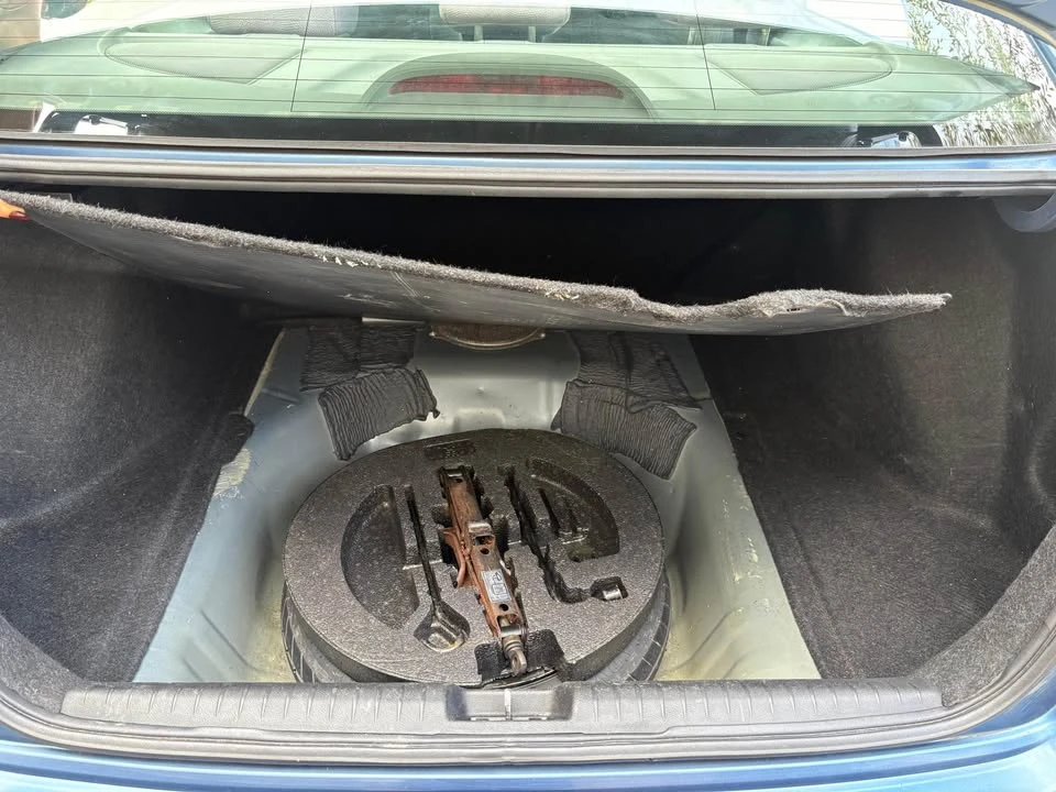 2007 Honda Civic 8th Gen - Image 12 of 15