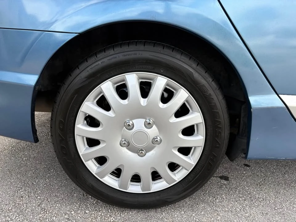 2007 Honda Civic 8th Gen - Image 10 of 15