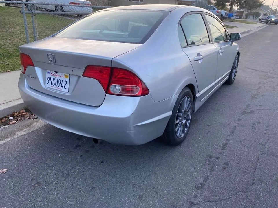 2007 Honda Civic 8th Gen - Image 6 of 6