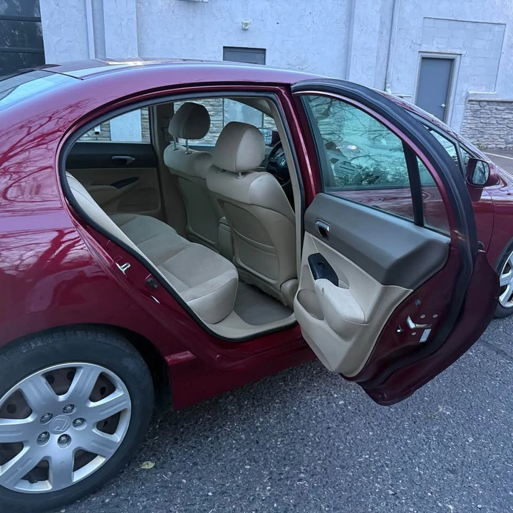 2007 Honda Civic 8th Gen - Image 11 of 14