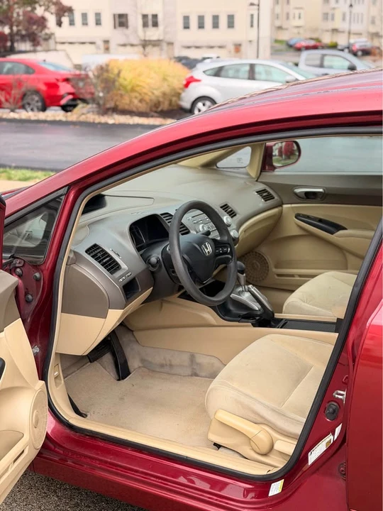 2007 Honda Civic 8th Gen - Image 6 of 8