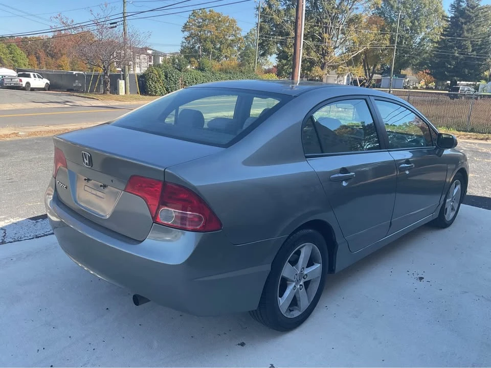 2007 Honda Civic 8th Gen - Image 5 of 12