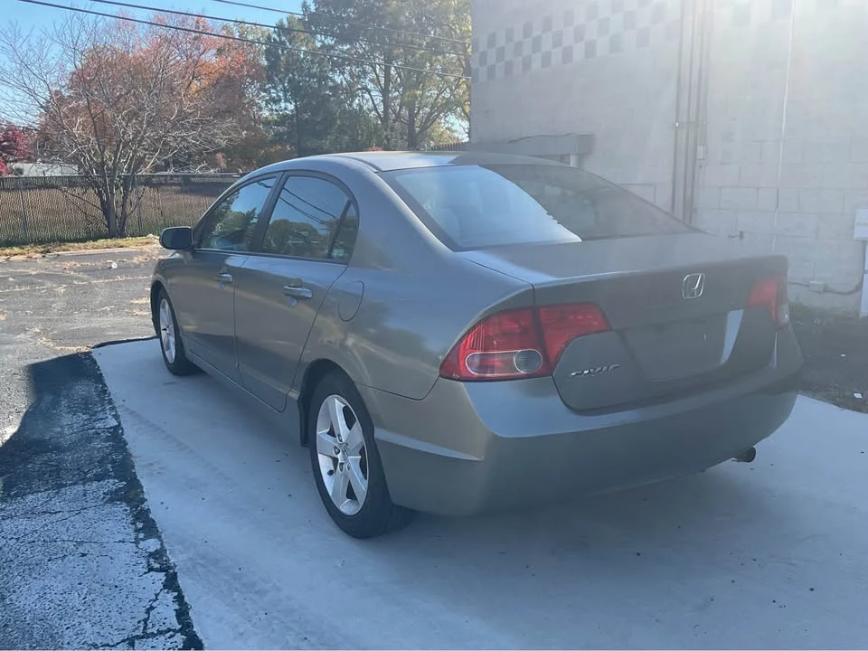 2007 Honda Civic 8th Gen - Image 7 of 12