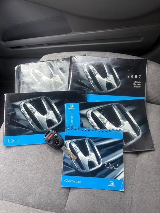 2007 Honda Civic 8th Gen - Image 13 of 14