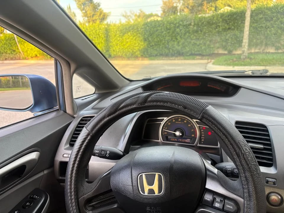 2007 Honda Civic 8th Gen - Image 8 of 14