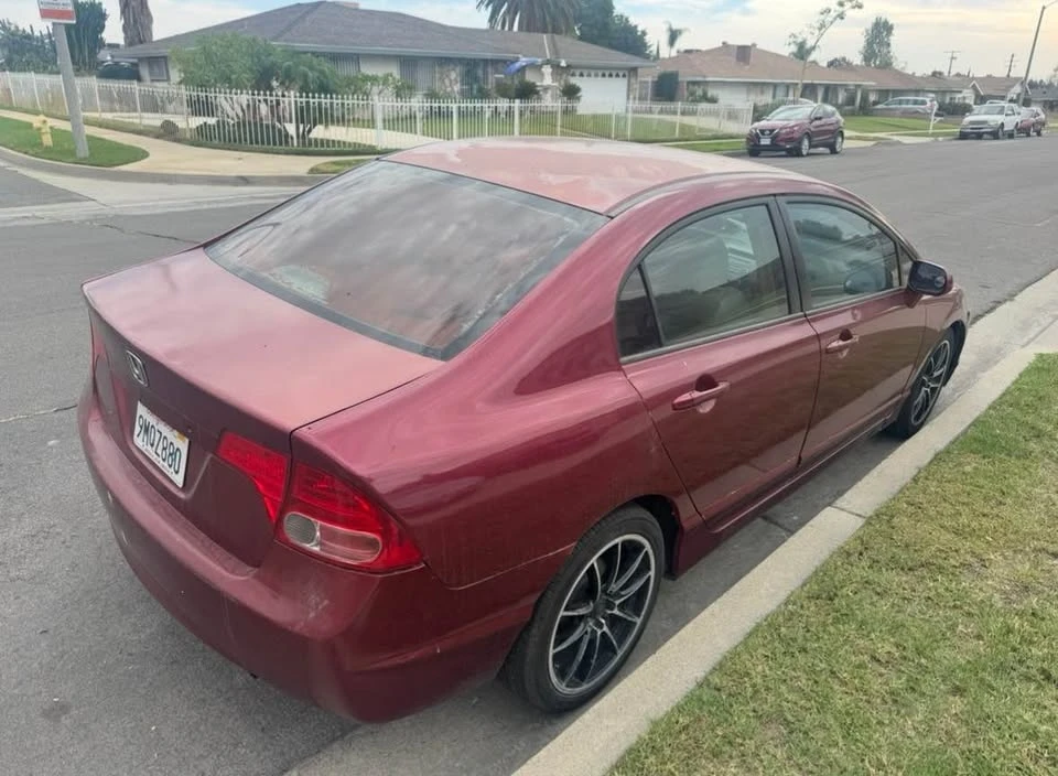 2007 Honda Civic 8th Gen - Image 6 of 9