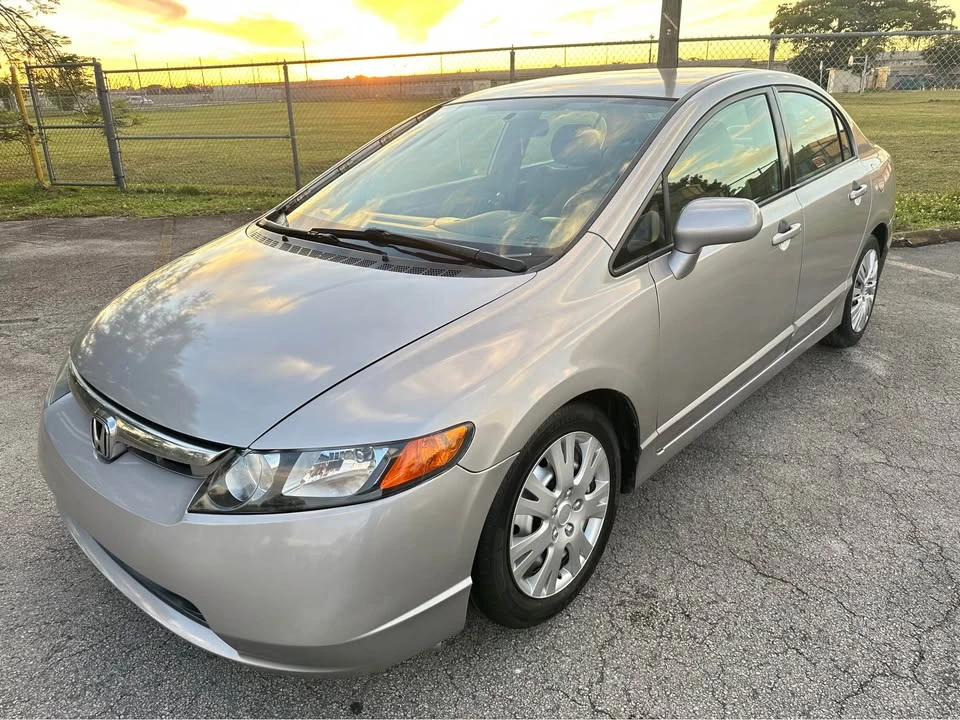 2007 Honda Civic 8th Gen - Image 7 of 17