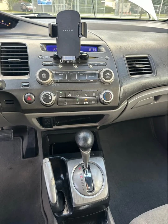 2007 Honda Civic 8th Gen - Image 10 of 17