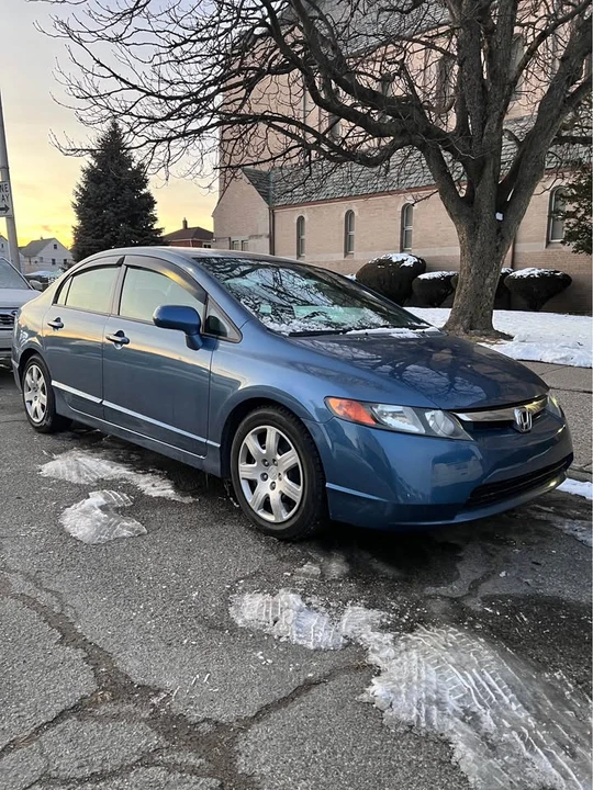 2007 Honda Civic 8th Gen - Image 2 of 19