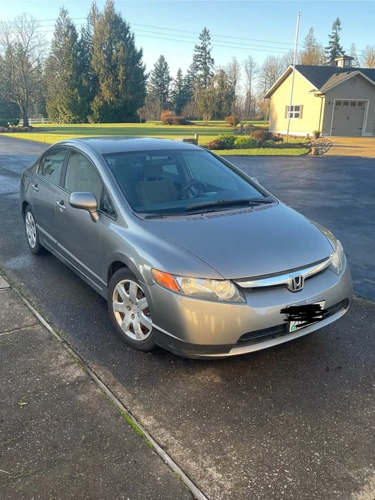 2007 Honda Civic 8th Gen - Image 2 of 9