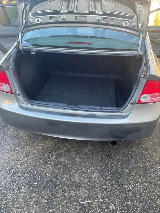 2007 Honda Civic 8th Gen - Image 9 of 9