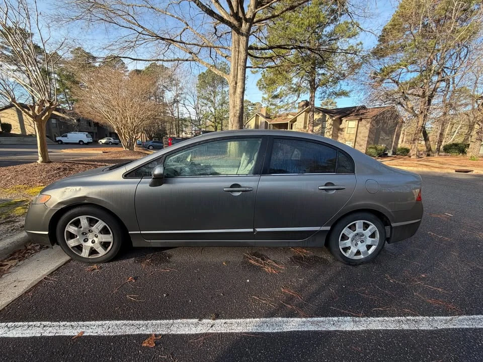 2007 Honda Civic 8th Gen - Image 2 of 6