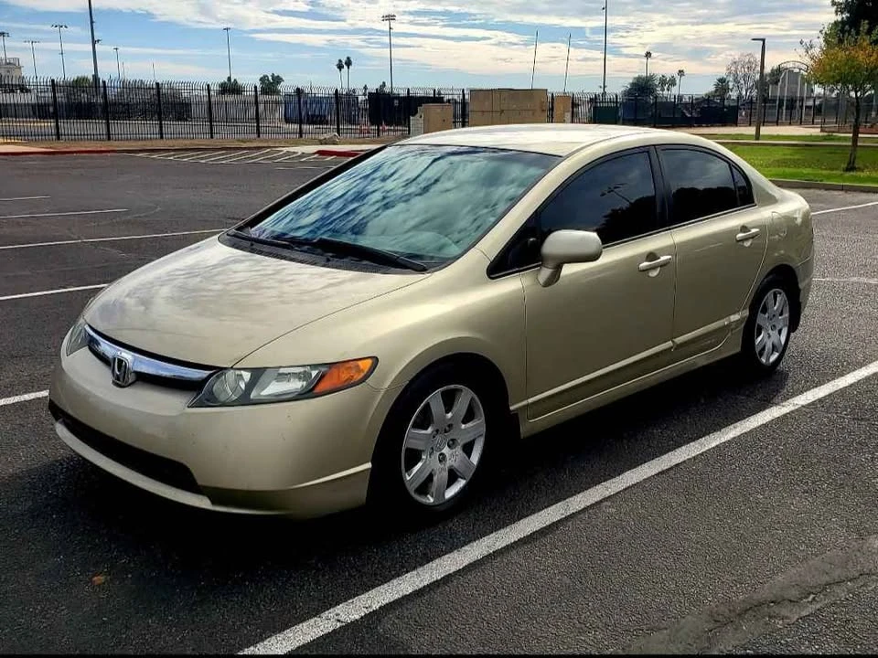2007 Honda Civic 8th Gen - Image 2 of 11