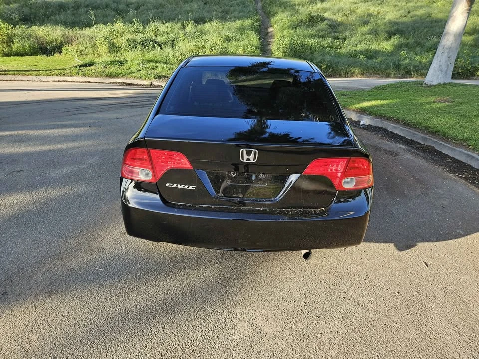 2007 Honda Civic 8th Gen - Image 4 of 11