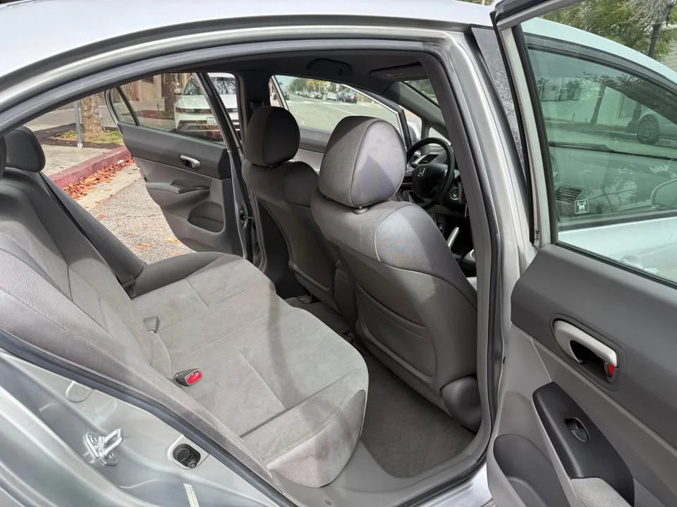 2007 Honda Civic 8th Gen - Image 9 of 16