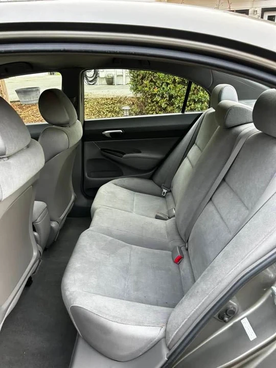 2007 Honda Civic 8th Gen - Image 8 of 9