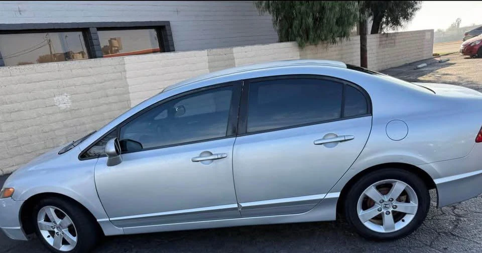 2007 Honda Civic 8th Gen - Image 4 of 8