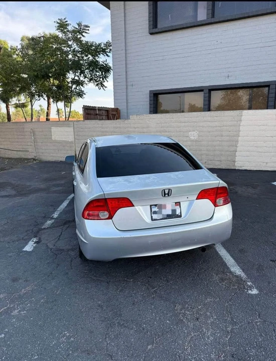 2007 Honda Civic 8th Gen - Image 3 of 8