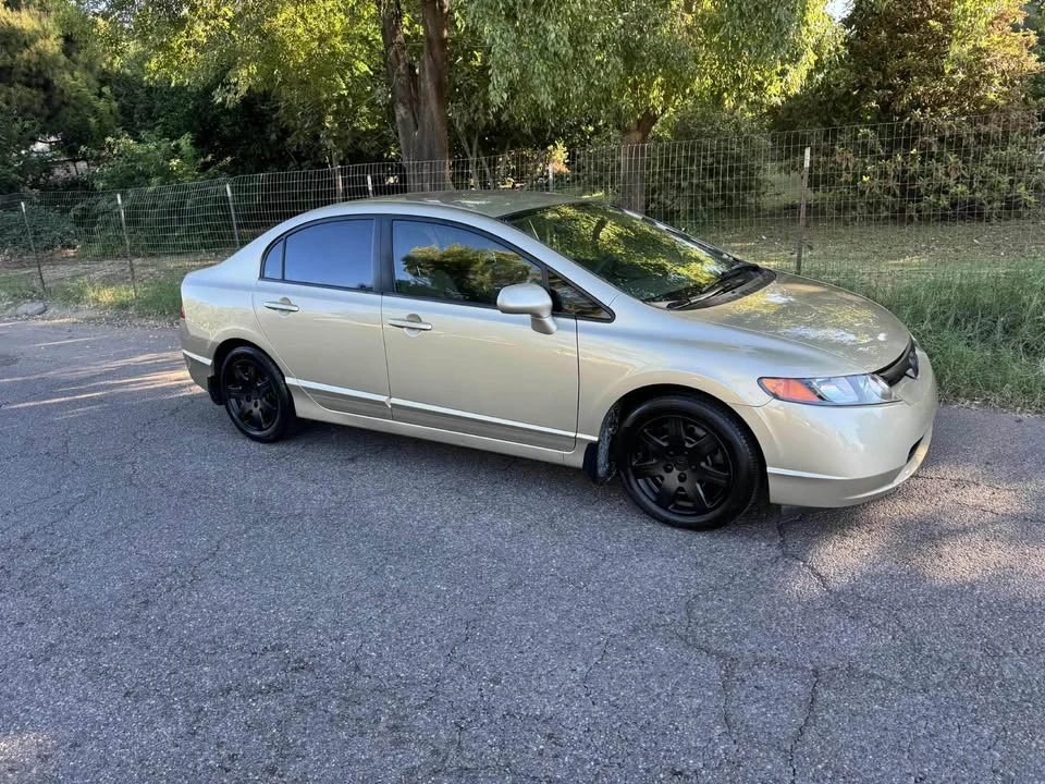 2007 Honda Civic 8th Gen - Image 9 of 9