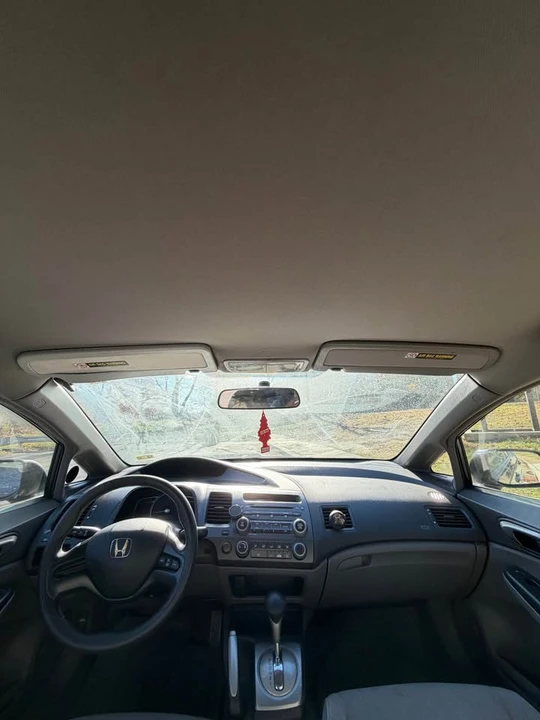 2007 Honda Civic 8th Gen - Image 8 of 10
