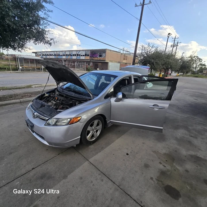 2007 Honda Civic 8th Gen - Image 12 of 17