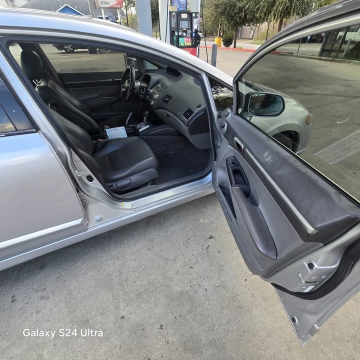 2007 Honda Civic 8th Gen - Image 13 of 17