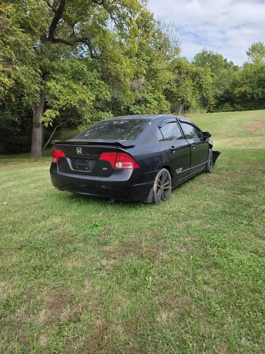 2007 Honda Civic Si 8th Gen - Image 2 of 5