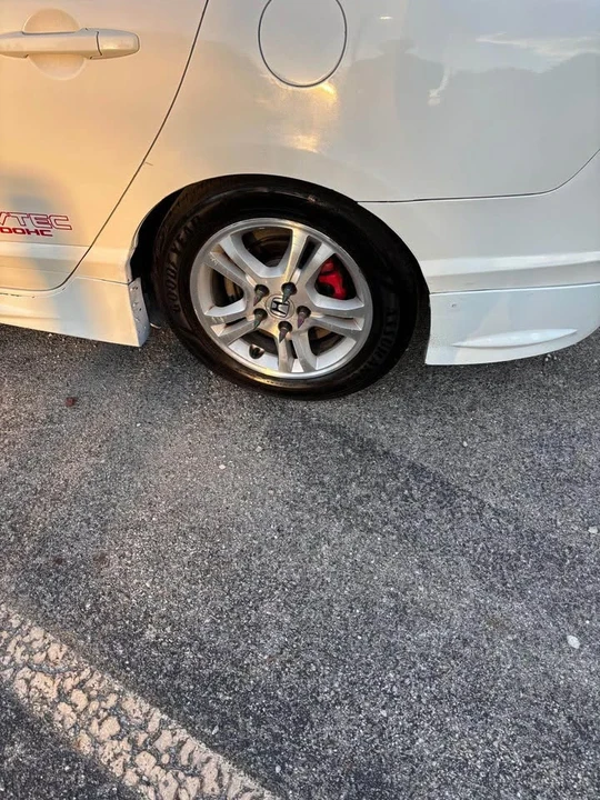 2007 Honda Civic Si 8th Gen - Image 2 of 13