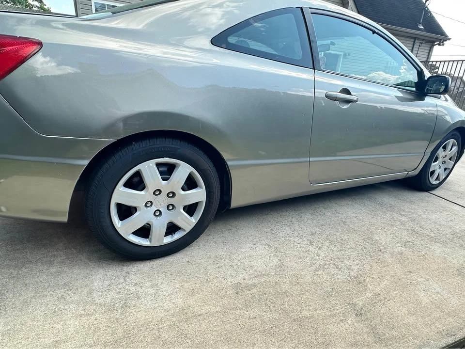2007 Honda Civic 8th Gen - Image 3 of 6