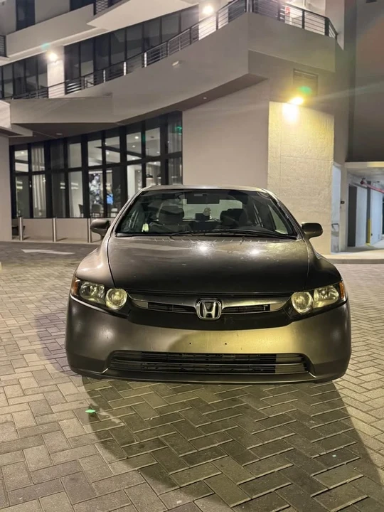 2007 Honda Civic 8th Gen - Image 3 of 11