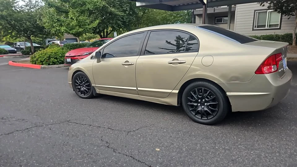 2007 Honda Civic 8th Gen - Image 6 of 10