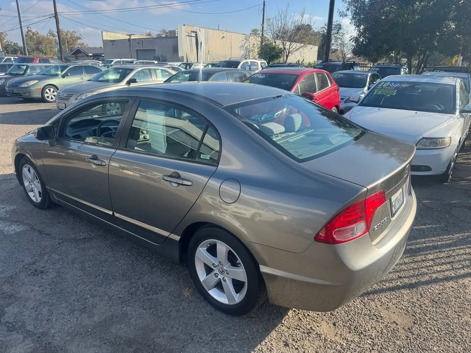 2007 Honda Civic 8th Gen - Image 2 of 20
