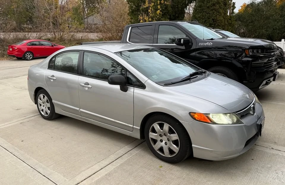 2007 Honda Civic 8th Gen - Image 10 of 17