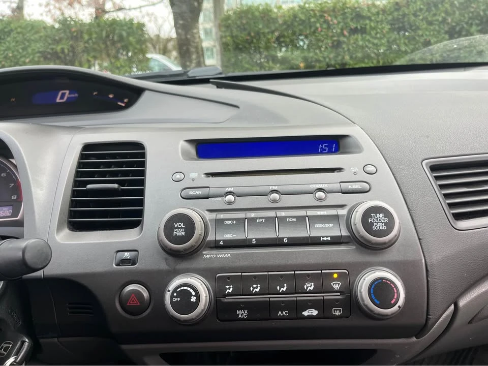 2007 Honda Civic 8th Gen - Image 9 of 14