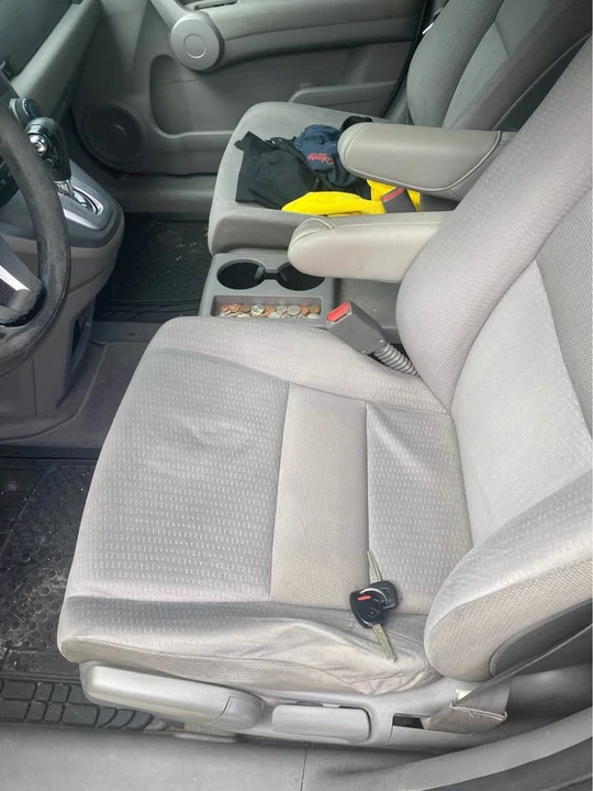 2007 Honda CR-V 3rd Gen - Image 2 of 2