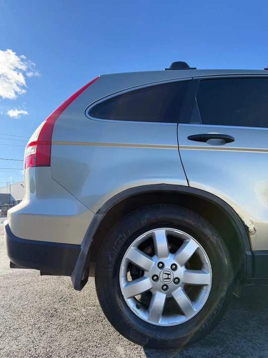 2007 Honda CR-V 3rd Gen - Image 3 of 12