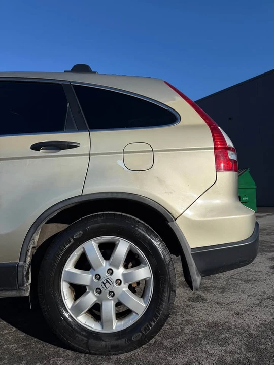 2007 Honda CR-V 3rd Gen - Image 2 of 12