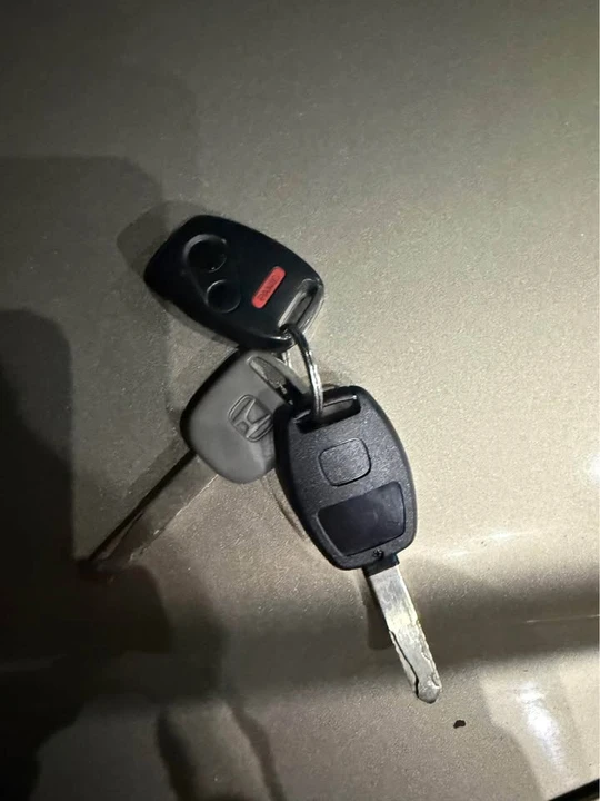 2007 Honda CR-V 3rd Gen - Image 11 of 11