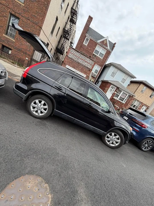 2007 Honda CR-V 3rd Gen - Image 8 of 12