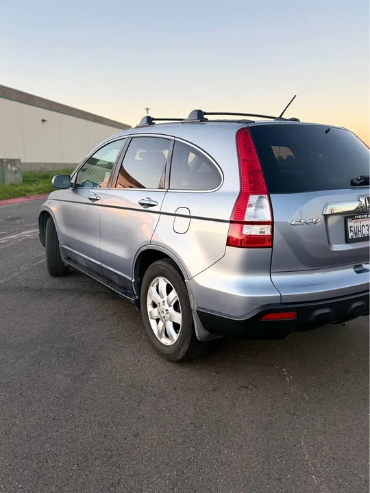 2007 Honda CR-V 3rd Gen - Image 2 of 14