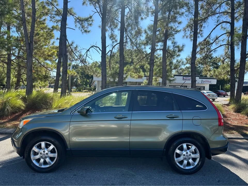 2007 Honda CR-V 3rd Gen - Image 2 of 13