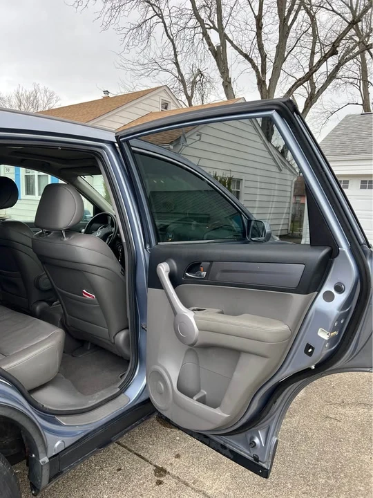 2007 Honda CR-V 3rd Gen - Image 6 of 13